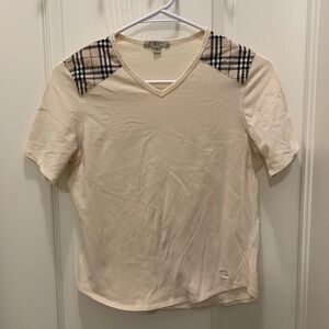 cotton burberry cream colored tshirt